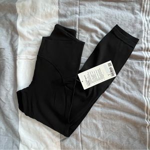 New Lululemon Unlimit High-Rise Tight 25" *Keyhole* (Align leggings fabric)